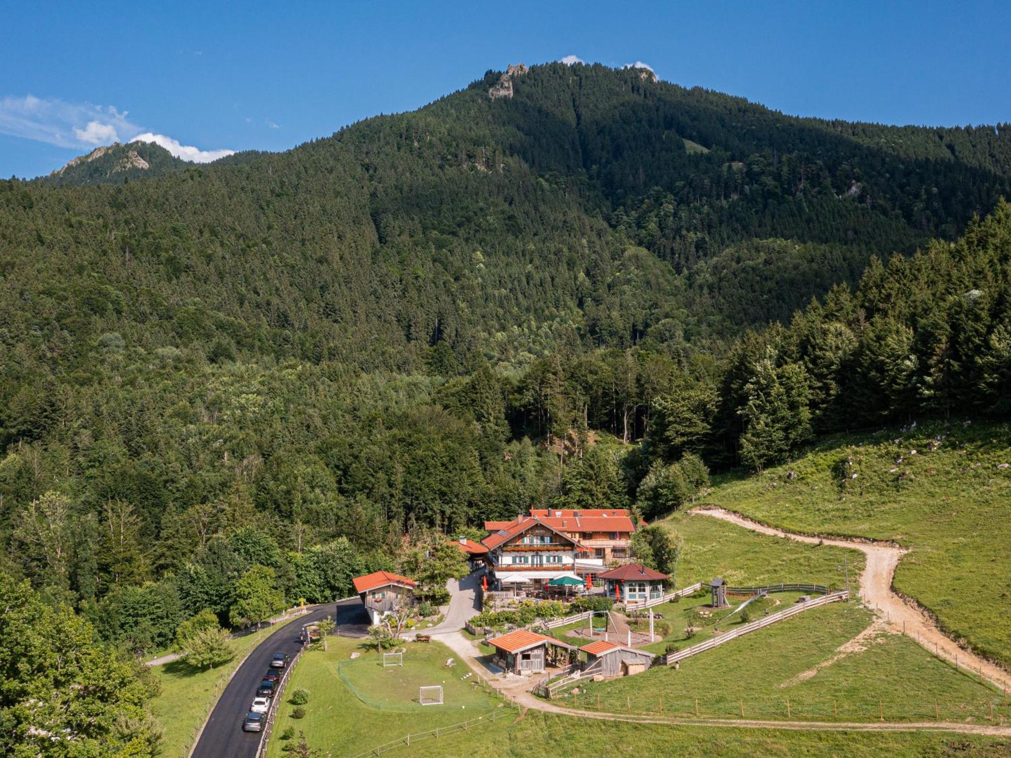 Berggasthof Hotel Duftbraeu I Ruhige Alleinlage I Mitten Im Gruenen Samerberg Exterior photo